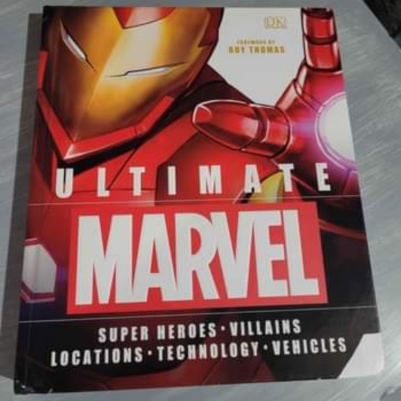 Ultimate Marvel - Super heroes, Villains, Technology, Vehicles and Weapons.(Hard - Picture 3 of 3
